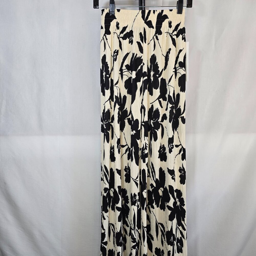 Love Poem Black & Cream Floral Sleeveless Top and Wide Leg Pants Set - Picture 5 of 5